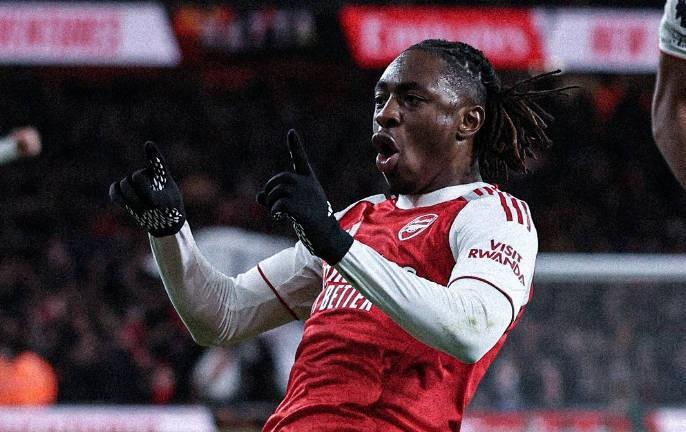 对切尔西能否继续?埃泽最近11个英超进球全部在伦敦打进 新闻