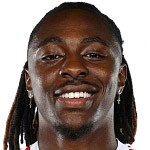 对切尔西能否继续?埃泽最近11个英超进球全部在伦敦打进 新闻