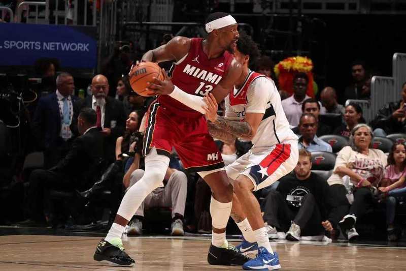 历史之夜来临,阿德巴约83分横空出世;热火借势六连胜;奇才九连败难止颓势。 体育新闻 历史之夜来临,阿德巴约83分横空出世;热火借势六连胜;奇才九连败难止颓势。 体育新闻