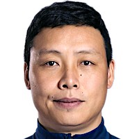  深圳新鹏城主帅陈涛41岁生日；直言球迷感情最纯粹，球队需重拾精气神。 体育新闻 深圳新鹏城主帅陈涛41岁生日；直言球迷感情最纯粹，球队需重拾精气神。 体育新闻