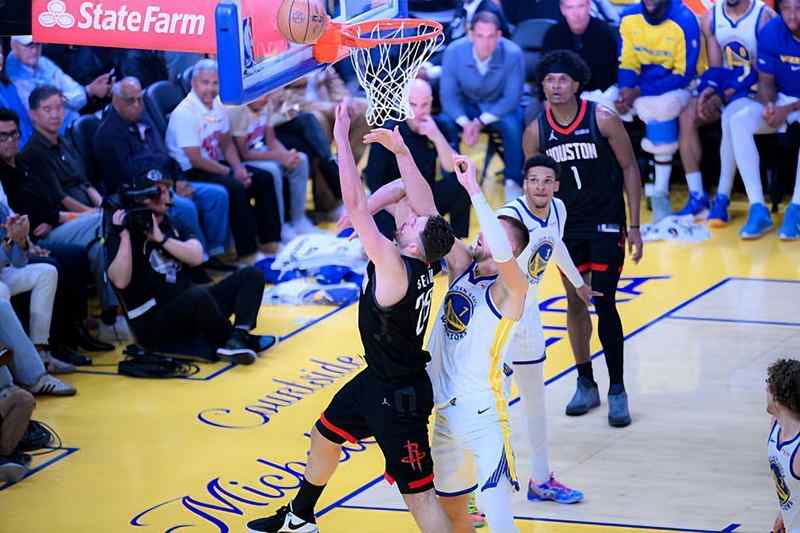  失落的冠军心气：从勇士内线挣扎看职业球员的心理落差 情感心理